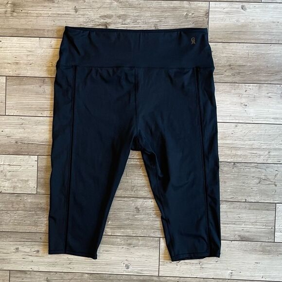 Good American | Capri Leggings Black | Size: Good American Size 6 (3XL, 22/24) - Picture 1 of 7